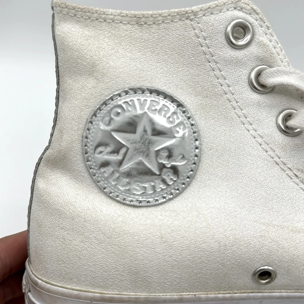 Converse CTAS High Top White and Silver Metallic‎  W9